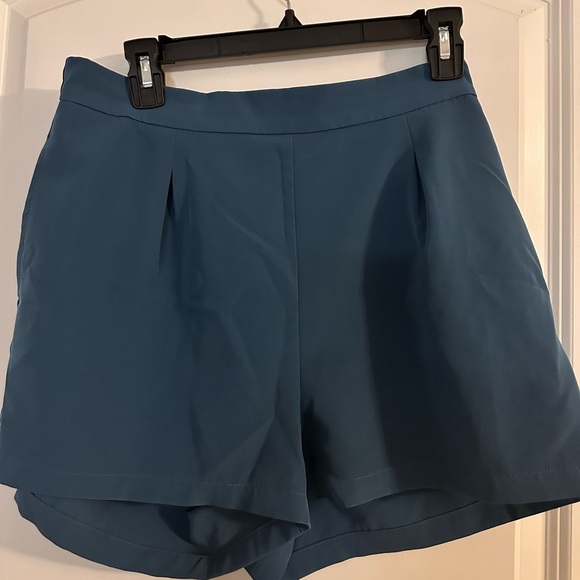Sincerely Jules blue shorts - Picture 1 of 4
